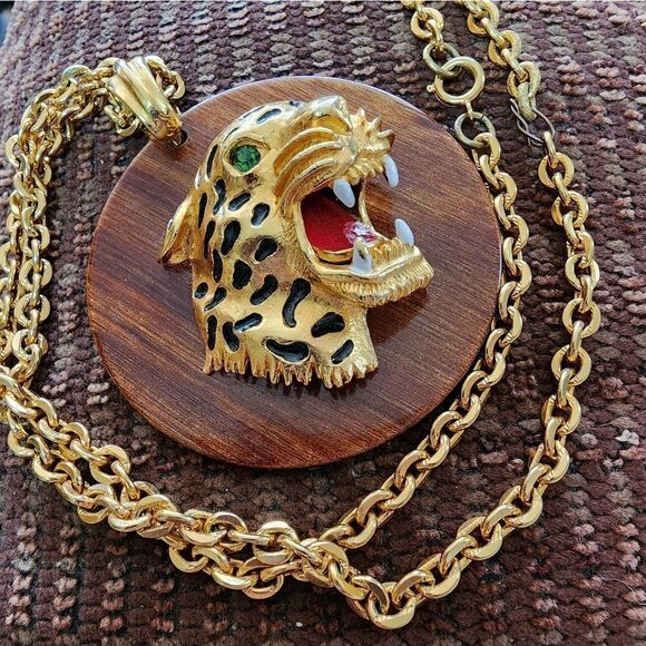 Florenza Jewelry - 1970s Florenza Wood and Enamel Panther Necklace